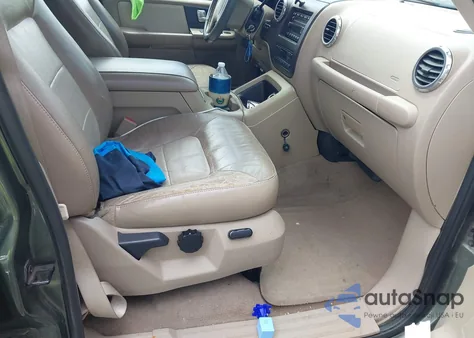 2004 Ford Expedition Eddie Bauer from USA, damaged, VIN 1FMPU17LX4LB29789